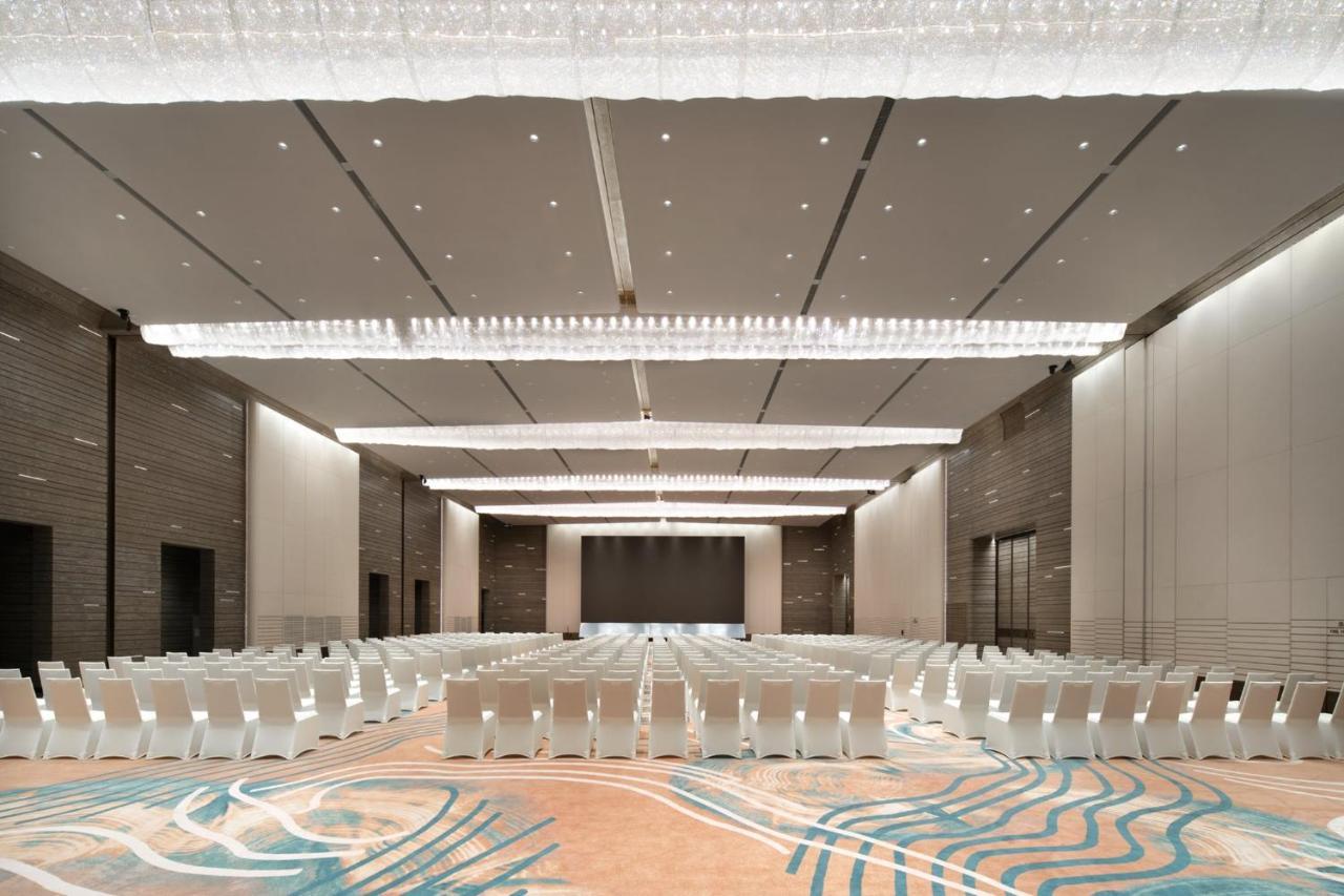 Crowne Plaza Wuhan Optics Valley By Ihg Exterior foto