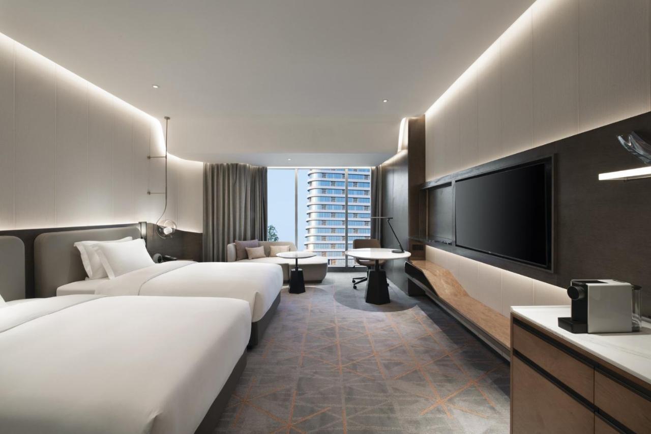 Crowne Plaza Wuhan Optics Valley By Ihg Exterior foto